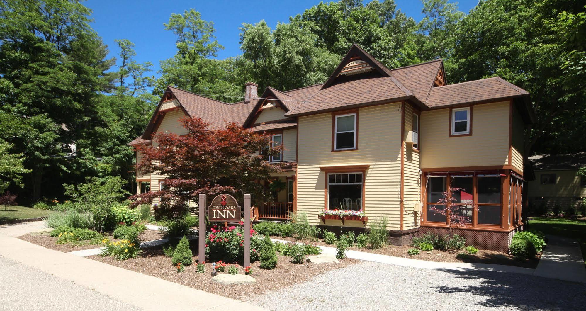 Twin Oaks Inn Saugatuck Eksteriør bilde